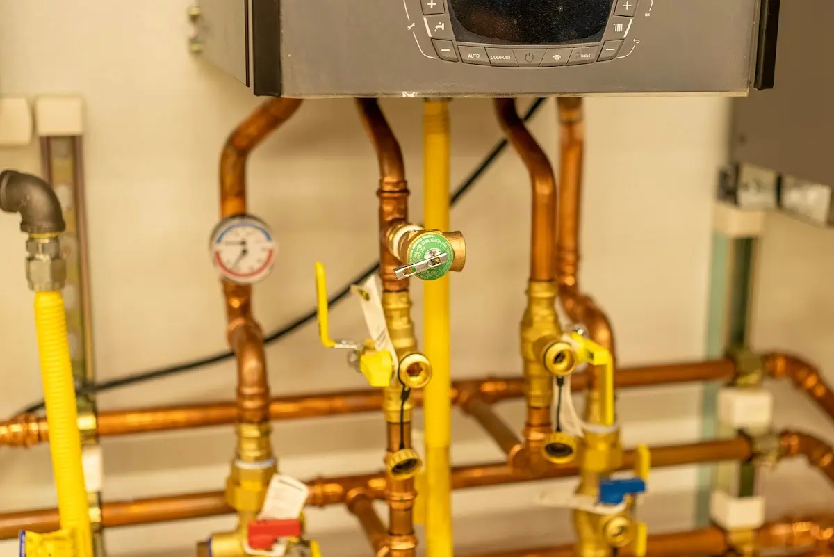 Licensed technician providing Pipe Repair for a homeowner in Alamo Heights